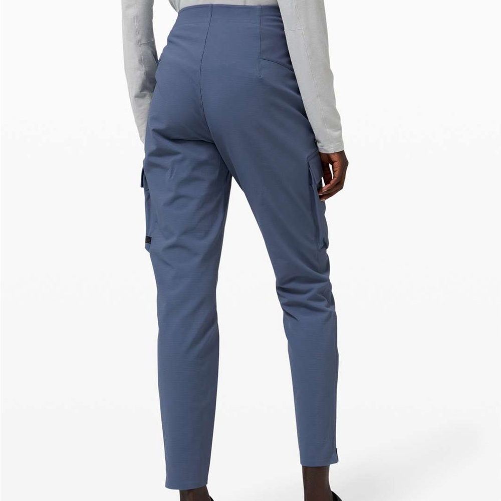 Lululemon Reykur jogger Cargo Pants in Blue - Picture 2 of 6